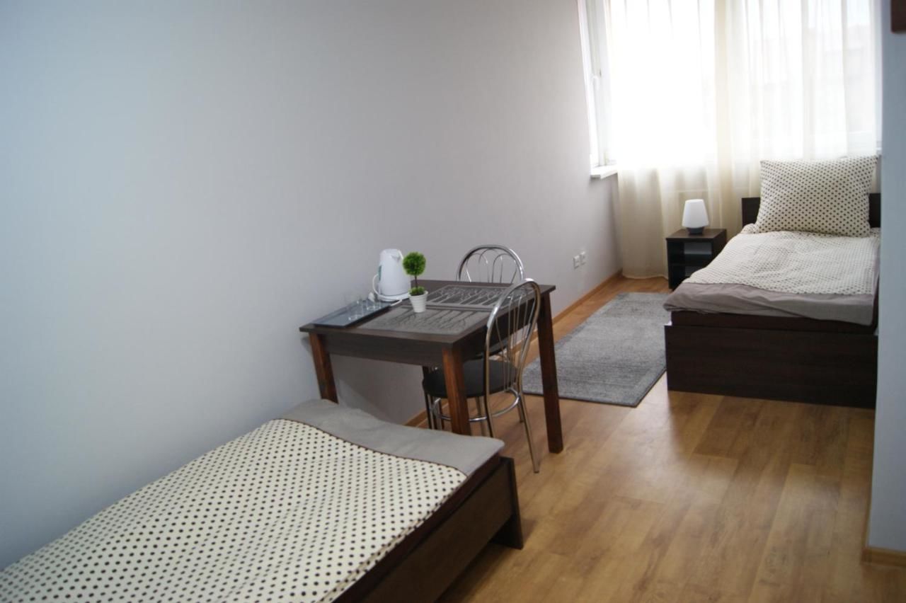 Хостелы Hostel Mira Кельце