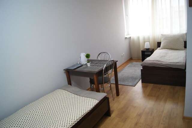 Хостелы Hostel Mira Кельце-29